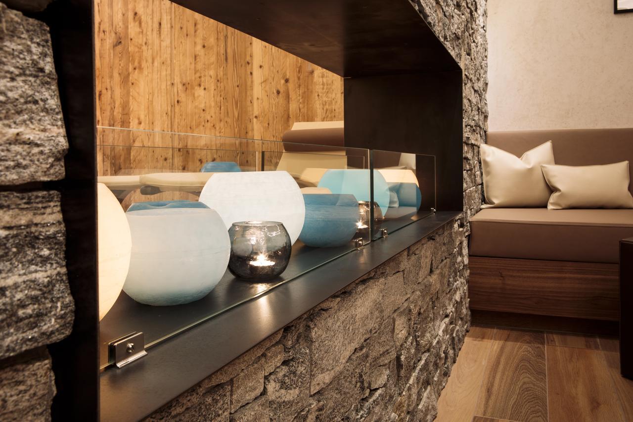 Hotel Garni Mirabell Ischgl Exterior photo